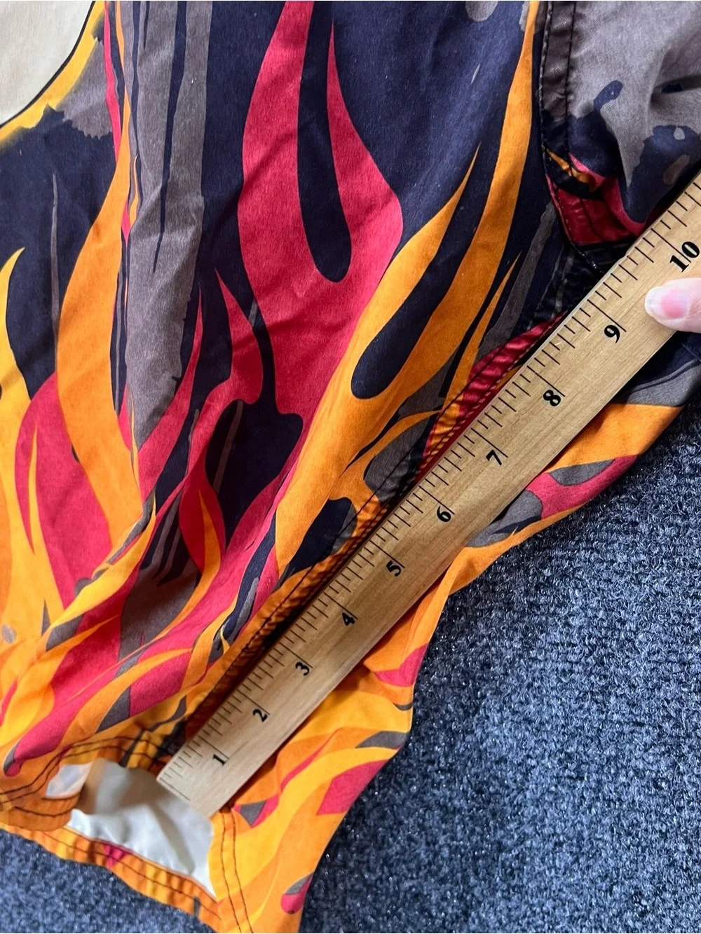 Vtg Family Guy Stewie Men’s Board Shorts Size 32 Fire Flames Retro Beach RARE